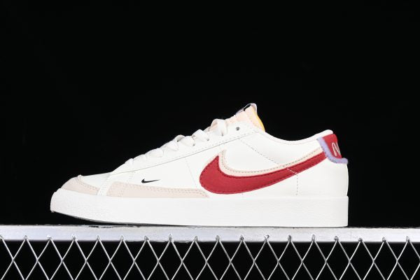 NIKE BLAZER