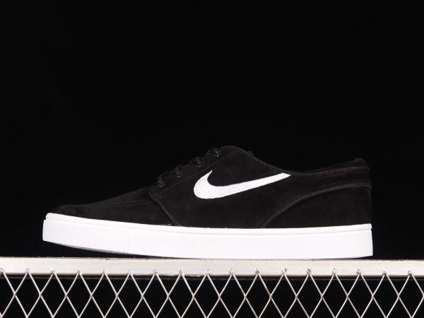 NIKE BLAZER