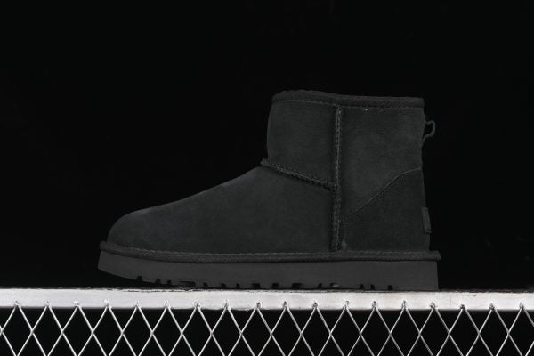 UGG