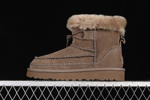UGG