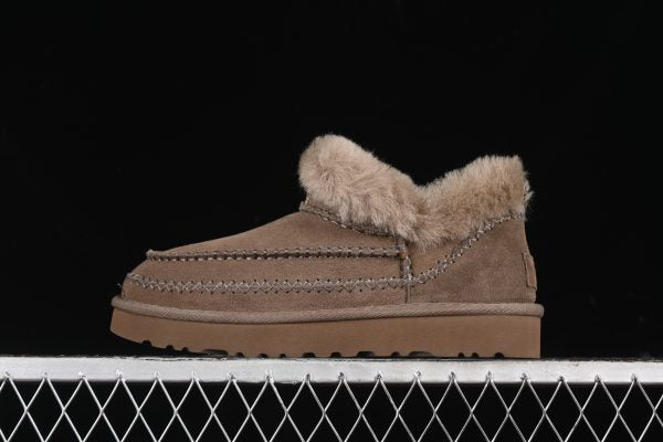 UGG
