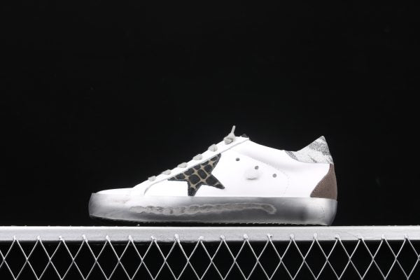 GOLDEN GOOSE